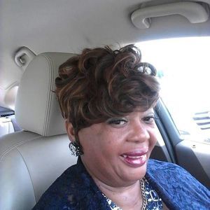 Meet your Posher, Debbie